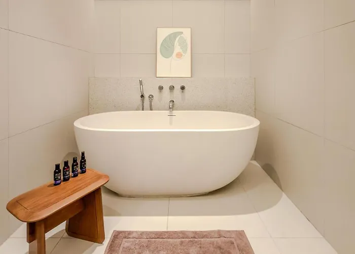 Hotel Astavana Batubelig 4*